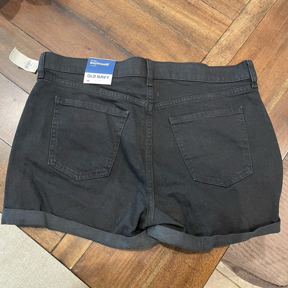 Old Navy Boyfriend Shorts - Women’s - Picture 3 of 3